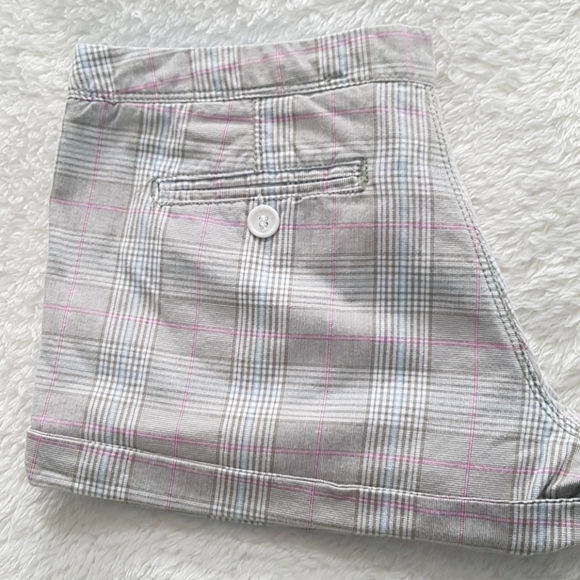 Bongo Y2K glen plaid shorts with rolled cuffs - Picture 5 of 11